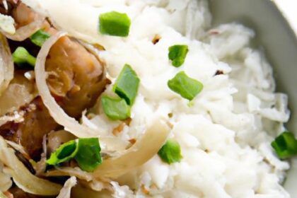 Flavor-Packed Chicken & Rice Bowls with Creamy Garlic Sauce