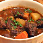 Hearty Slow Cooker Keto Beef Stew: Low-Carb Comfort Meal