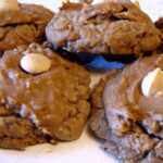 Delicious No-Bake Chocolate Oatmeal & Peanut Butter Cookies