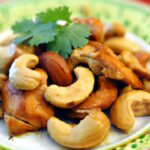 Slow-Cooker Cashew Chicken: Easy, Nutty, and Delicious!