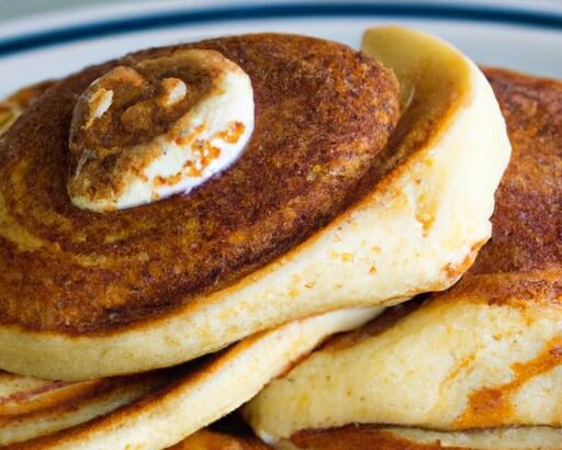 Fluffy Keto Cinnamon Roll Pancakes: Low-Carb Morning Bliss