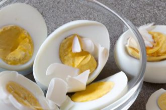 Zesty Greek Chicken & Lemon Rice: One-Pot Meal in 30 Minutes