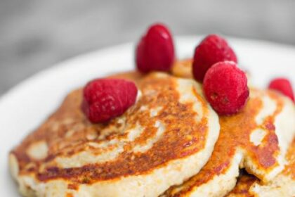 Fluffy & Fit: Discover the Best Low Carb Pancake Mixes