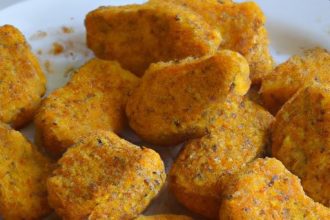 Crispy Keto Cheddar Cheese Snacks: Low-Carb Delight!
