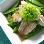 Savory Slow Cooker Ginger Chicken with Crisp Snow Peas